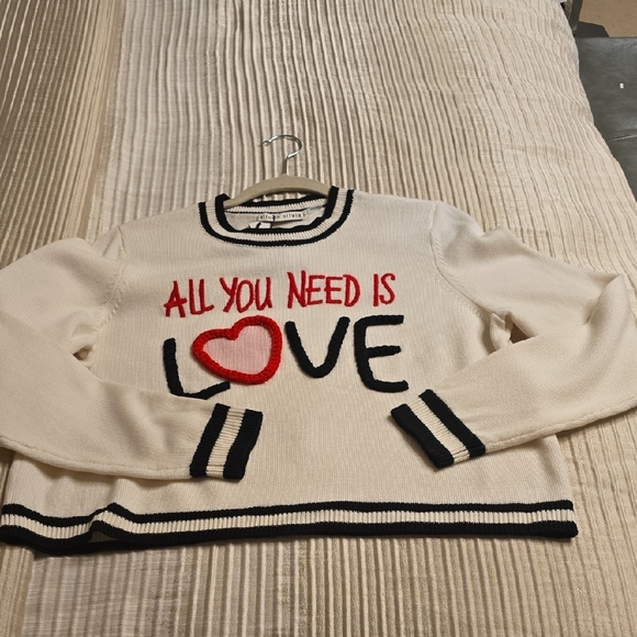 Alice + Olivia White and Black Wool Sweater with Red Love Design Oversized - Picture 7 of 14
